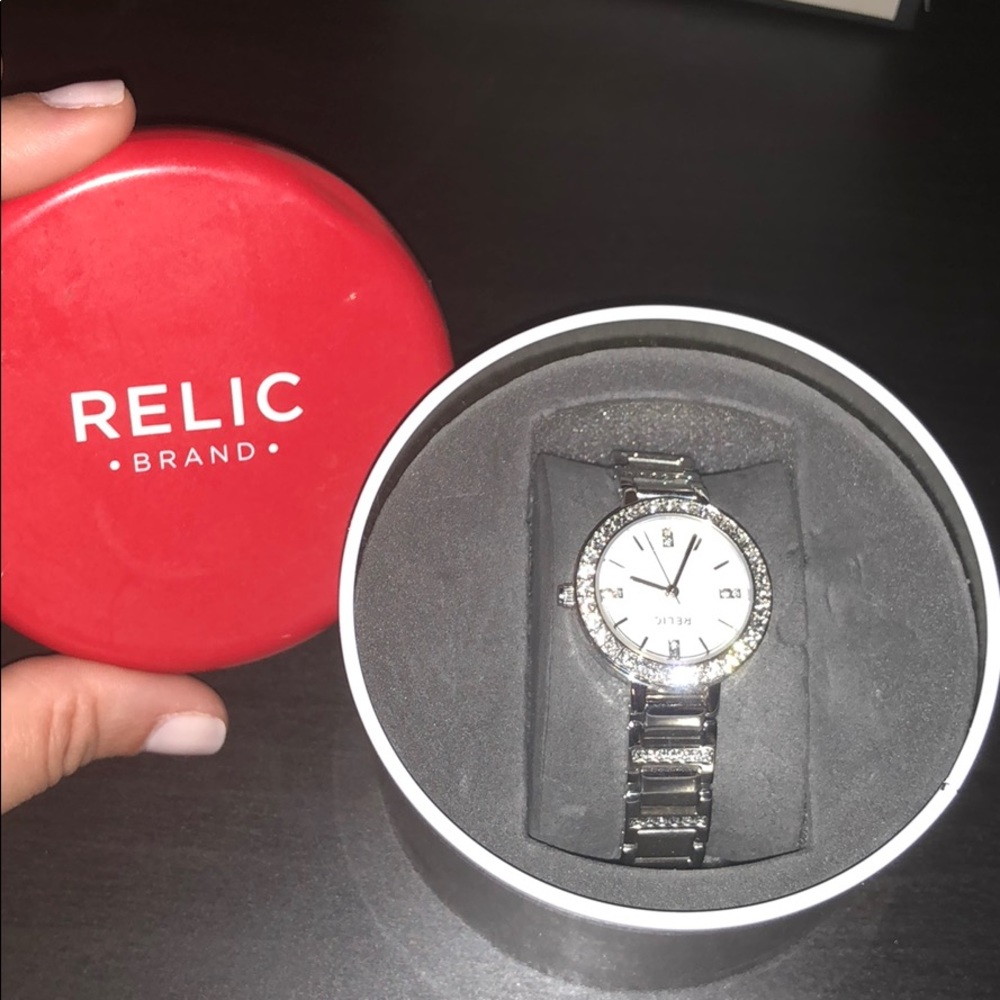💕Women’s Relic Watch💕